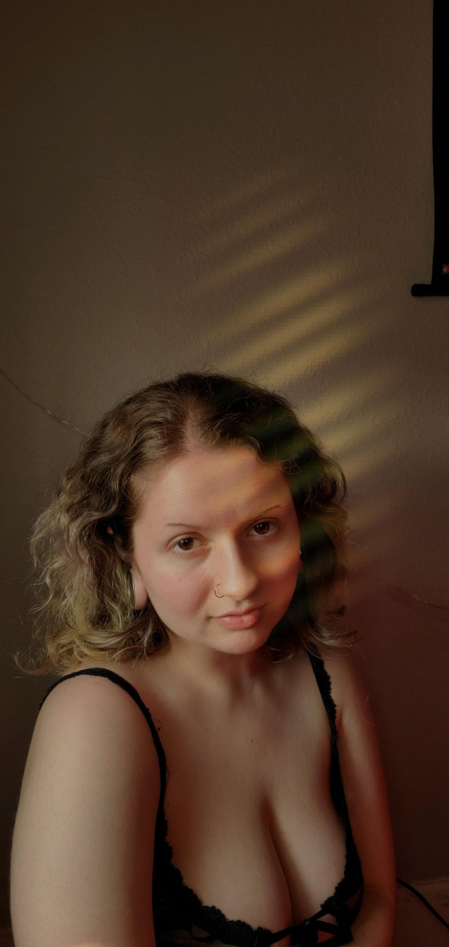 LadyLoon91 from Ontario,Canada