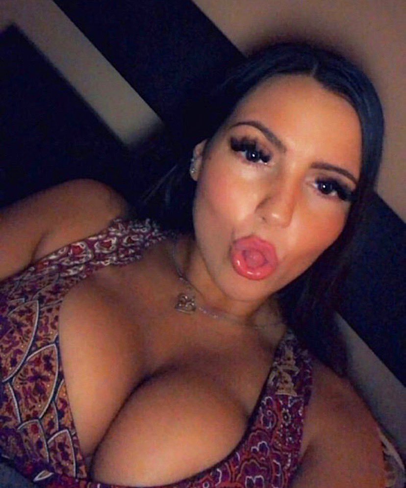 Samantha87 from Ontario,Canada